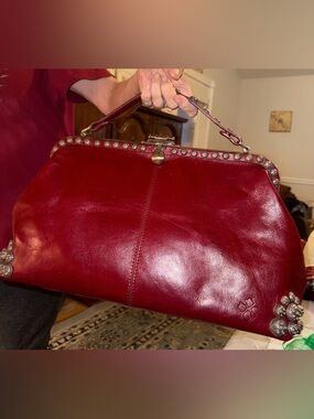 Patricia Nash Serafina Extra-Large Leather Kisslock Bag 100% FULL GRAIN LEATHER.